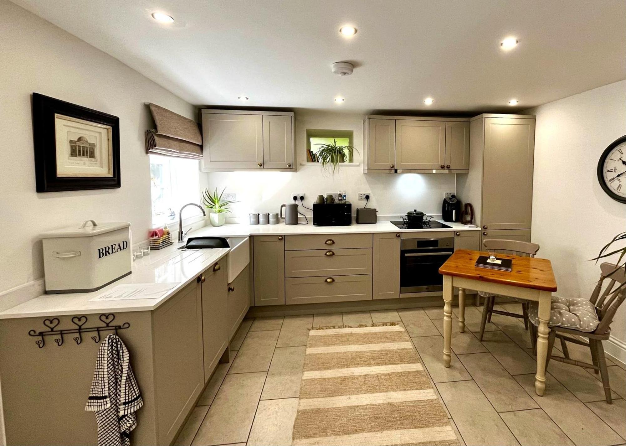 Flower Cottage By Ludlow Castle With Onsite Parking 外观 照片