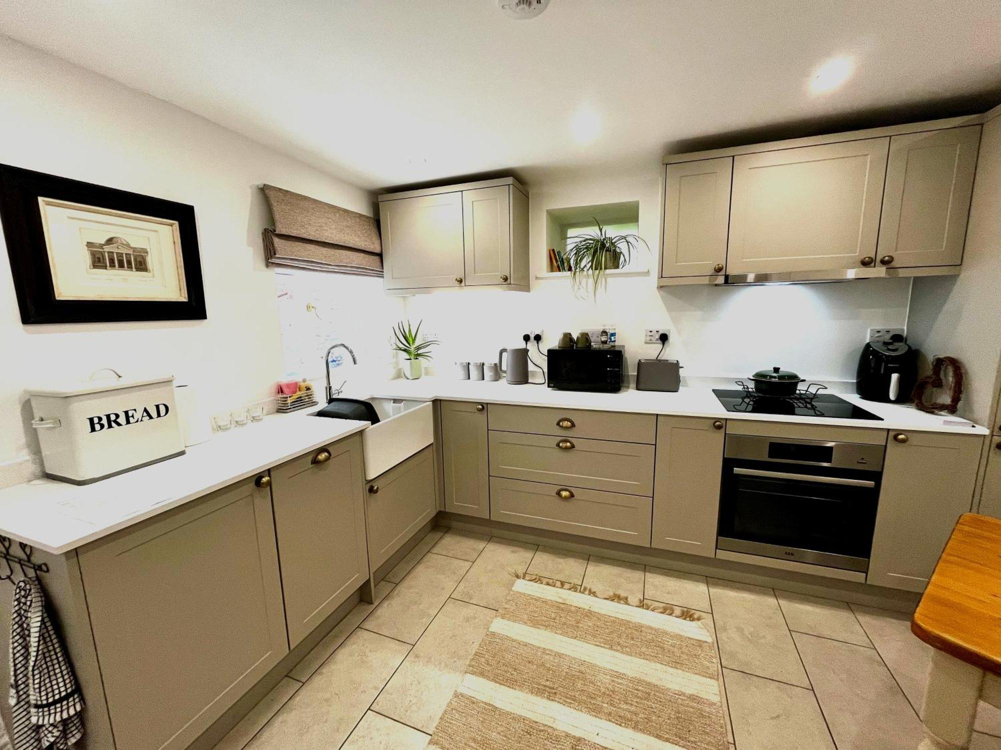 Flower Cottage By Ludlow Castle With Onsite Parking 外观 照片