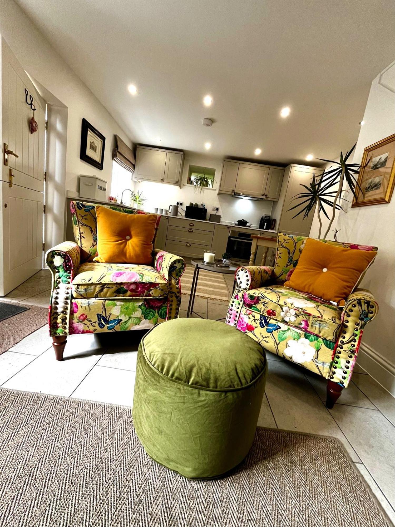 Flower Cottage By Ludlow Castle With Onsite Parking 外观 照片